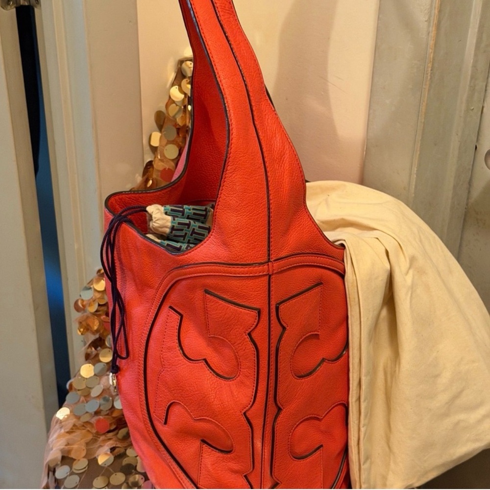Tory Burch All T Hobo Tote